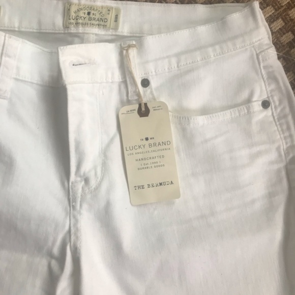 Lucky Brand New With Tags White Women’s Size 29 Bermuda Shorts - Picture 2 of 8